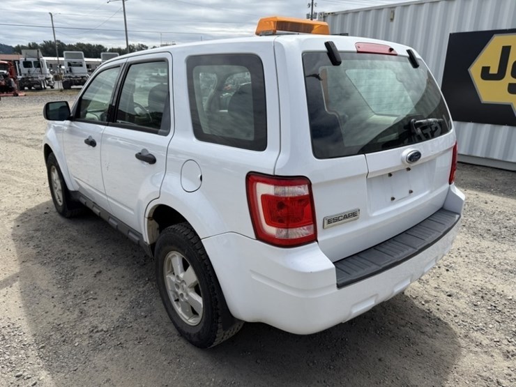 2009-ford-escape-image-6
