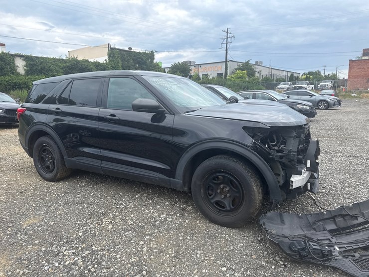 #41-•-2020-ford-interceptor-suv-image-39