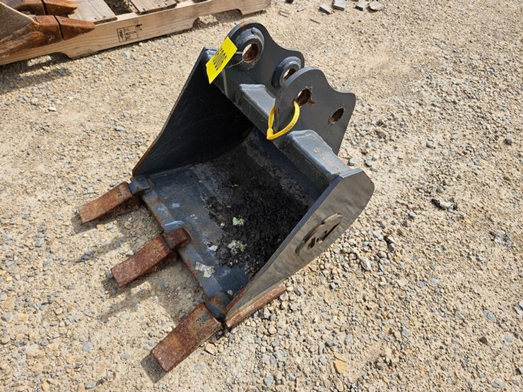 2022-wacker-neuson-ez17-image-1