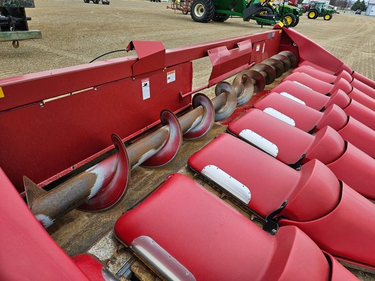 case-ih-3208-image-17
