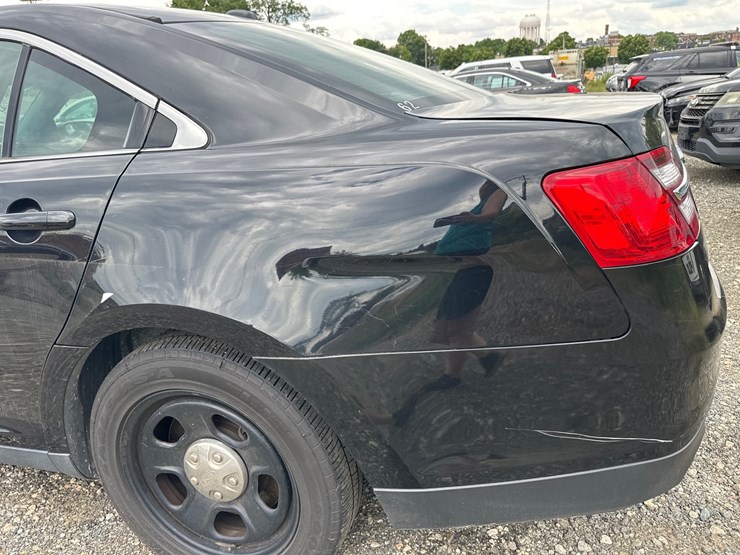 #30-•-2019-ford-interceptor-image-19