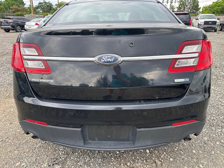 #36-•-2018-ford-interceptor-image-20