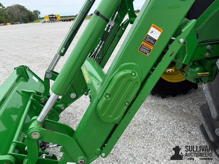 2023-john-deere-6r-175-image-17