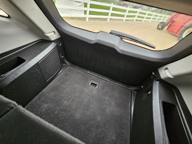 2014-chevrolet-equinox-lt-image-13