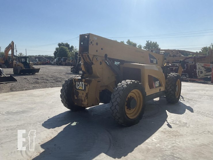 2014-caterpillar-tl943c-image-4