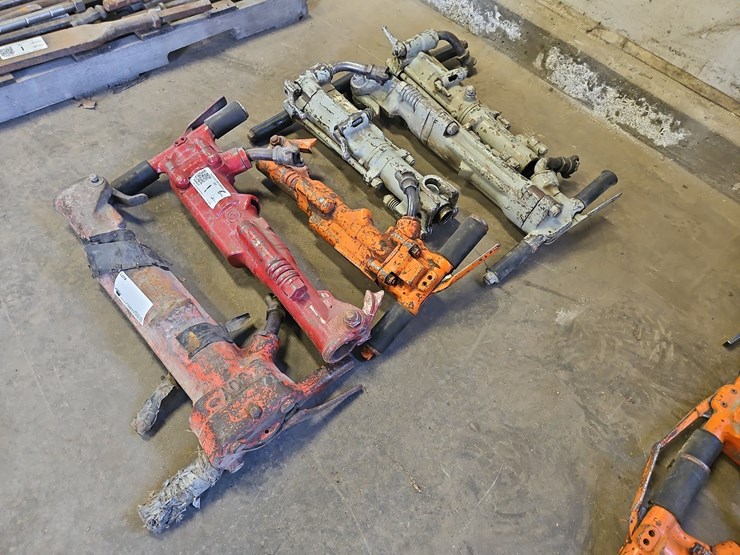 quantity-of-pneumatic-jack-hammers-image-1