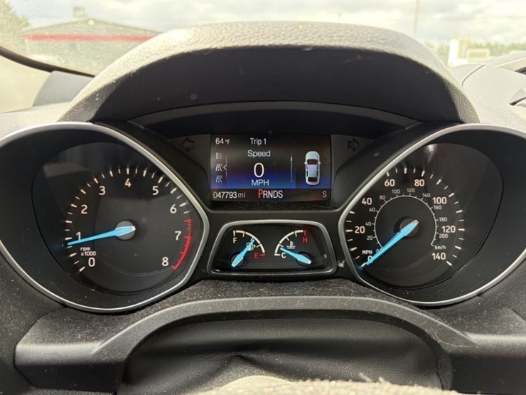2017-ford-escape-image-26
