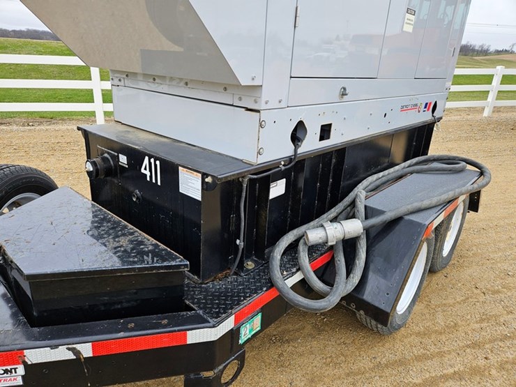 #5177-•-tramont-100-kw-towable-generator-image-12