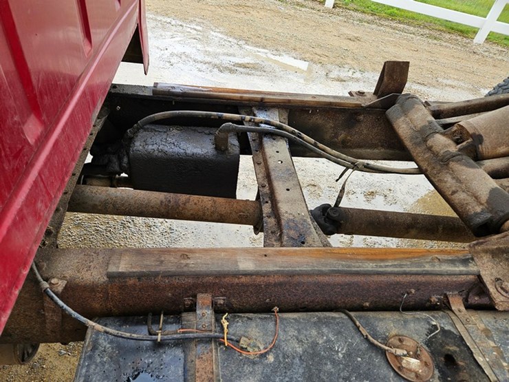 ford-600-image-18