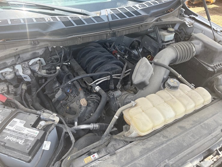 2021-ford-f150-xl-image-12
