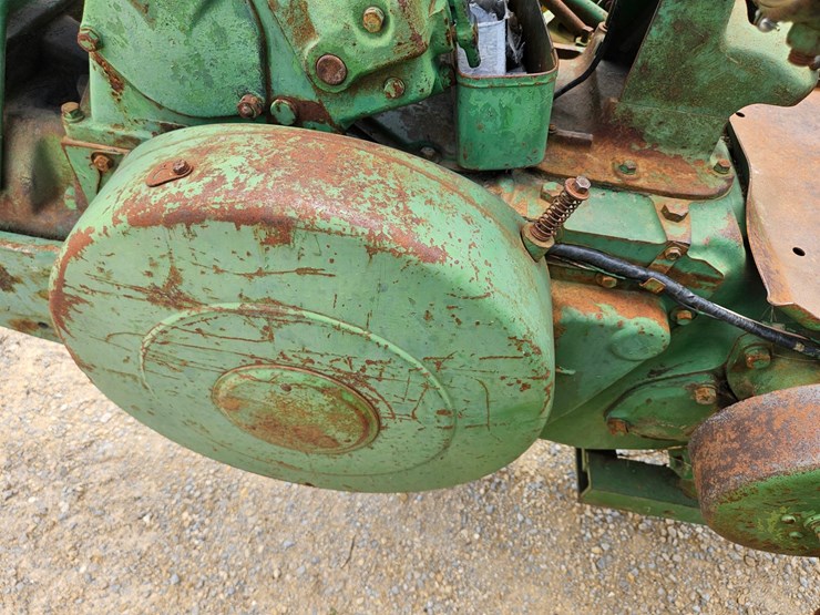 john-deere-70-image-16
