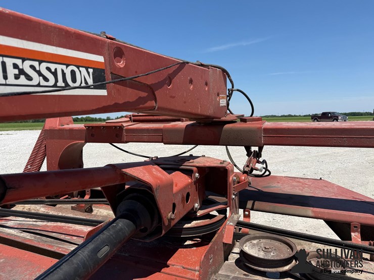 hesston-1340-image-18