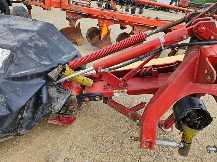 new-holland-616-image-10