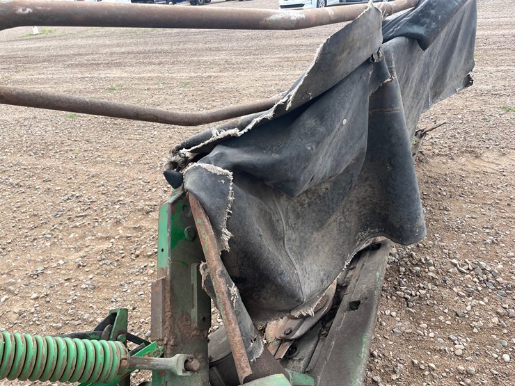 john-deere-275-image-14