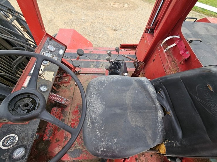 #5212-•-taylor-tse-90-01-fork-lift-image-25