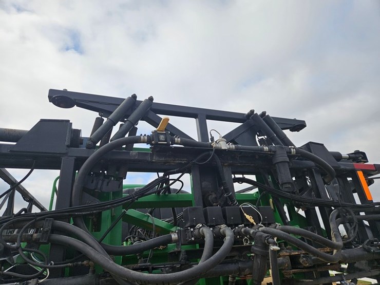 john-deere-4700-image-27