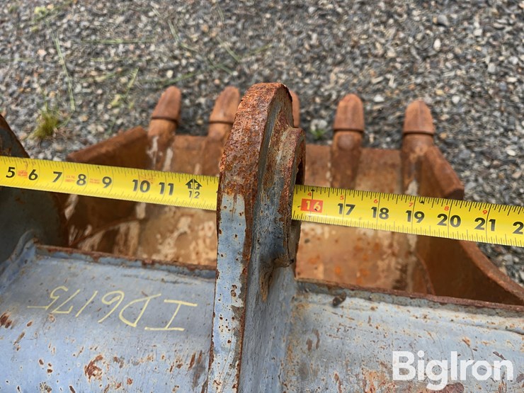 strickland-pc138-36-36”-excavator-bucket-image-20