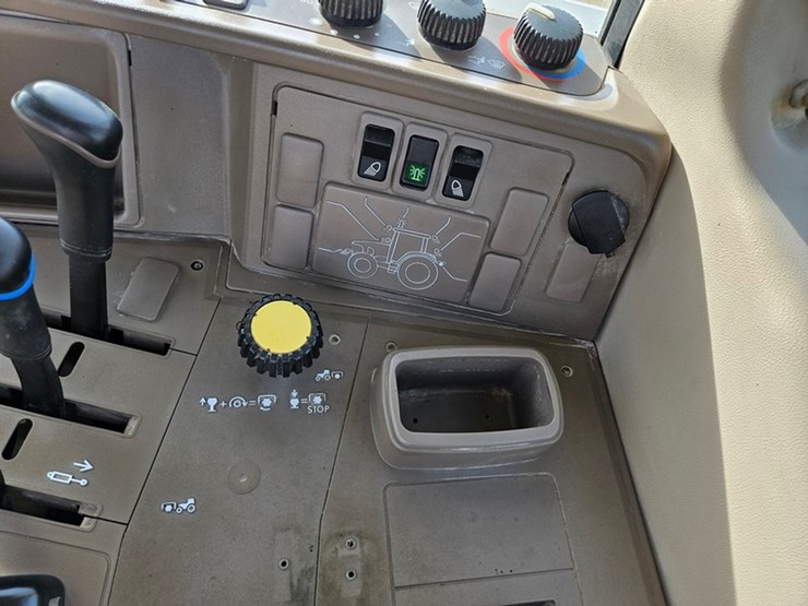 john-deere-6430-image-33