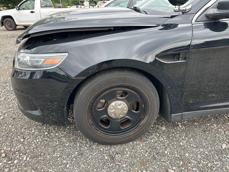 #36-•-2018-ford-interceptor-image-15