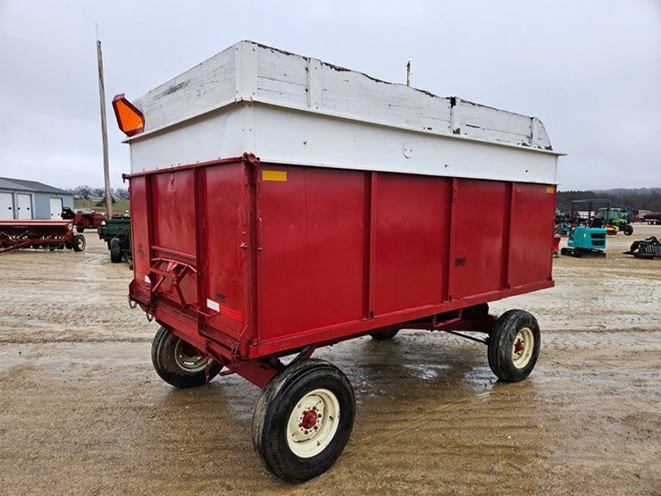#5119-•-6'6"-x-12'-x-52"-steel-barge-box-&-gear-image-5