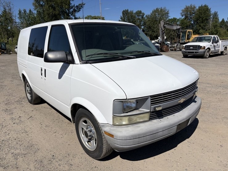 2005-chevrolet-astro-image-2