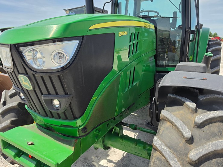 2022-john-deere-6155m-image-19