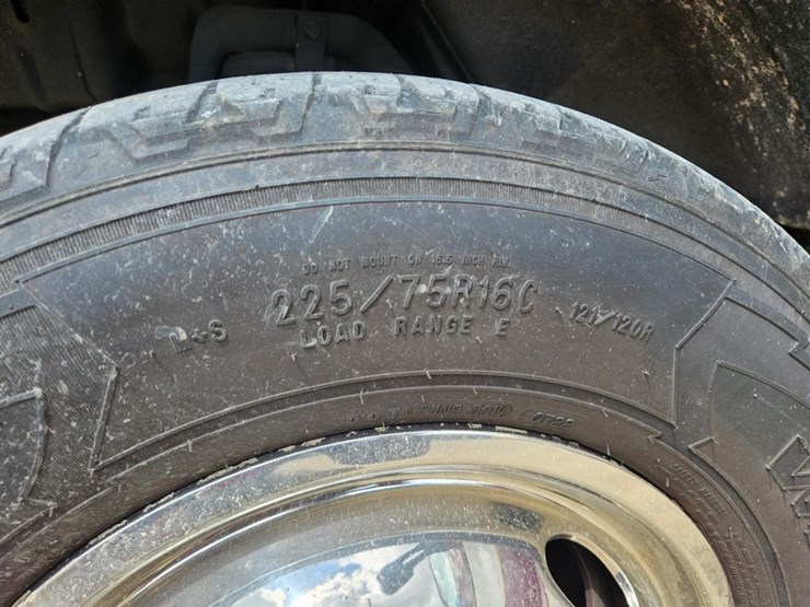 2016-ford-e450-image-90