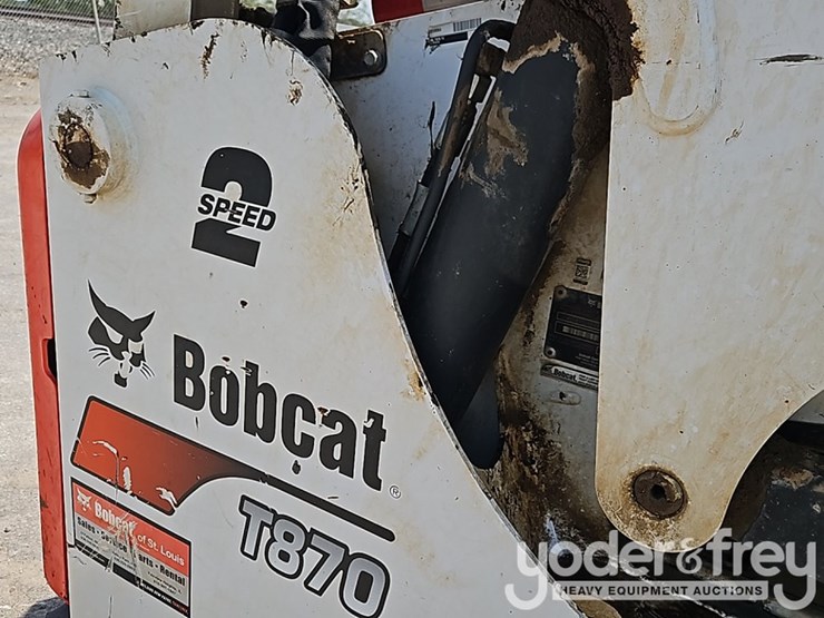 2021-bobcat-t870-image-11