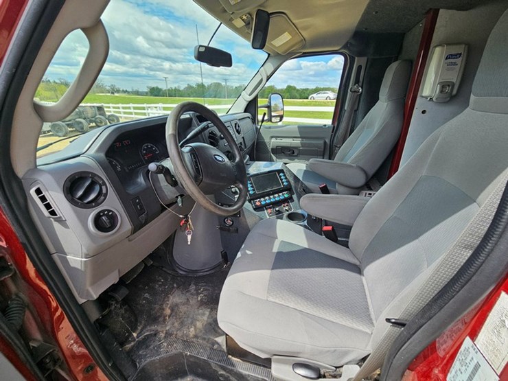 2016-ford-e450-image-62