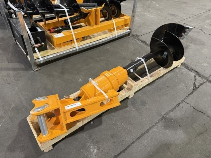 2026-caterpillar-303-image-4