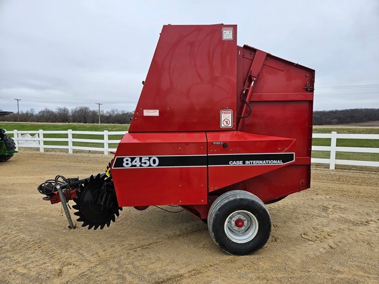 case-ih-8450-image-2