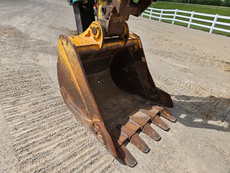 kobelco-sk220-lc-image-13