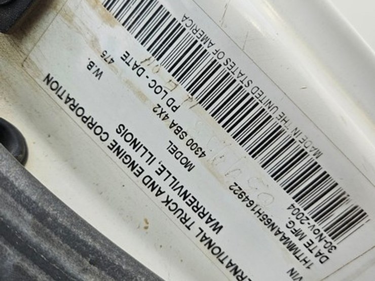 2005-international-durastar-4300-image-70