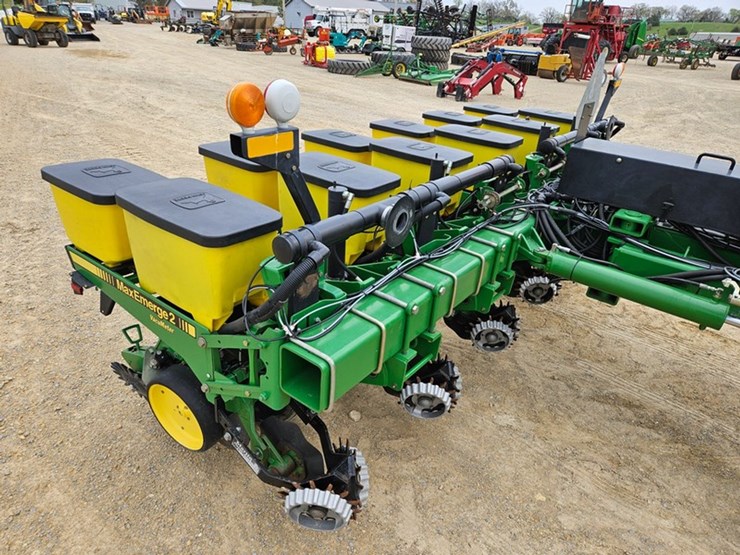 john-deere-7200-image-49