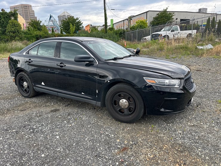 #49-•-2017-ford-interceptor-image-1