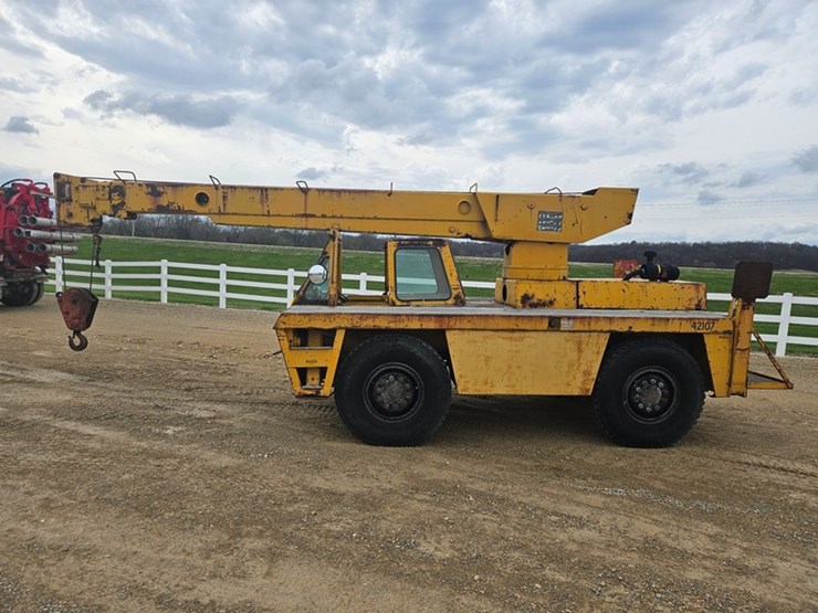 #5087-•-crane-truck-image-2