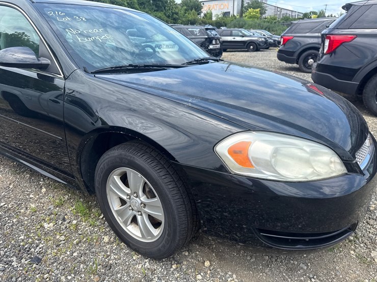 #38-•-2014-chevy-impala-image-29