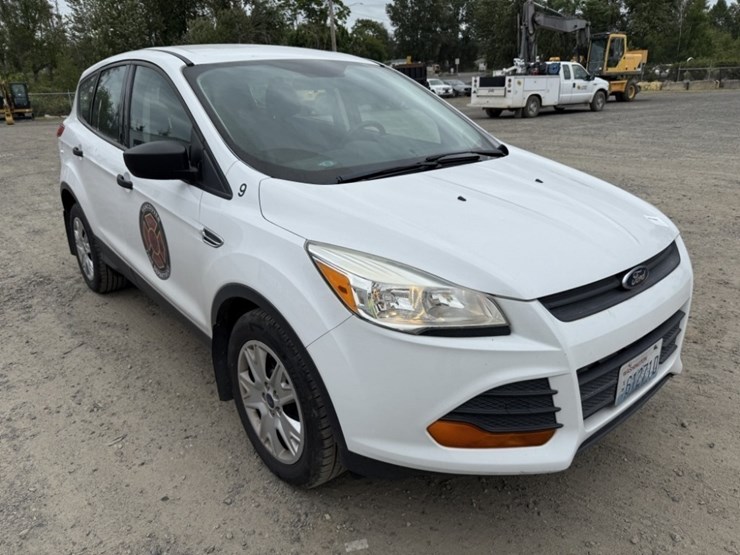 2016-ford-escape-image-2
