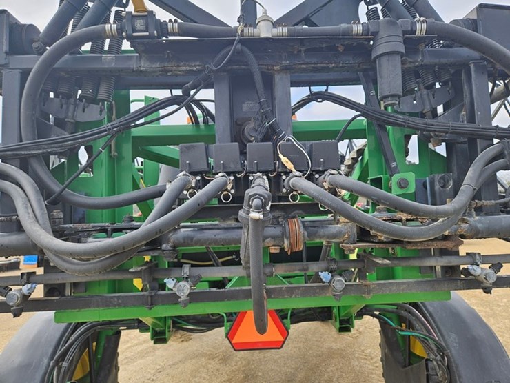 john-deere-4700-image-24