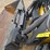 new-holland-l320-image-11