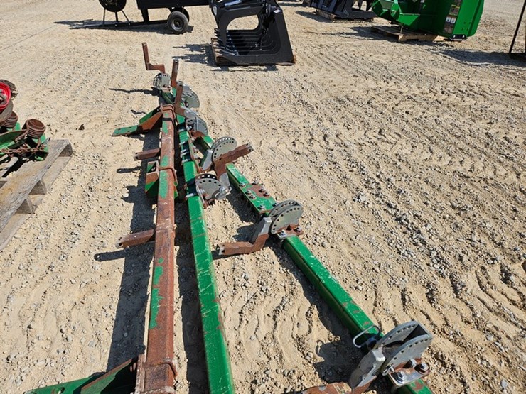 john-deere-12-image-6