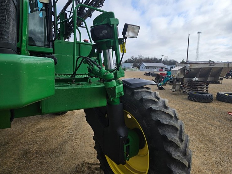john-deere-4700-image-57