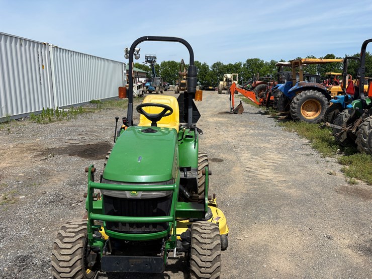 2008-john-deere-2305-image-3