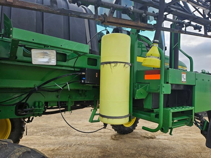 john-deere-4700-image-38