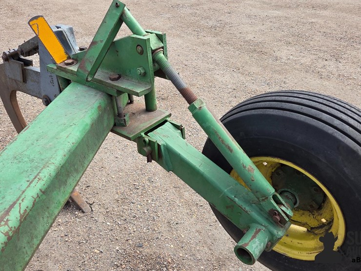 john-deere-910-image-13