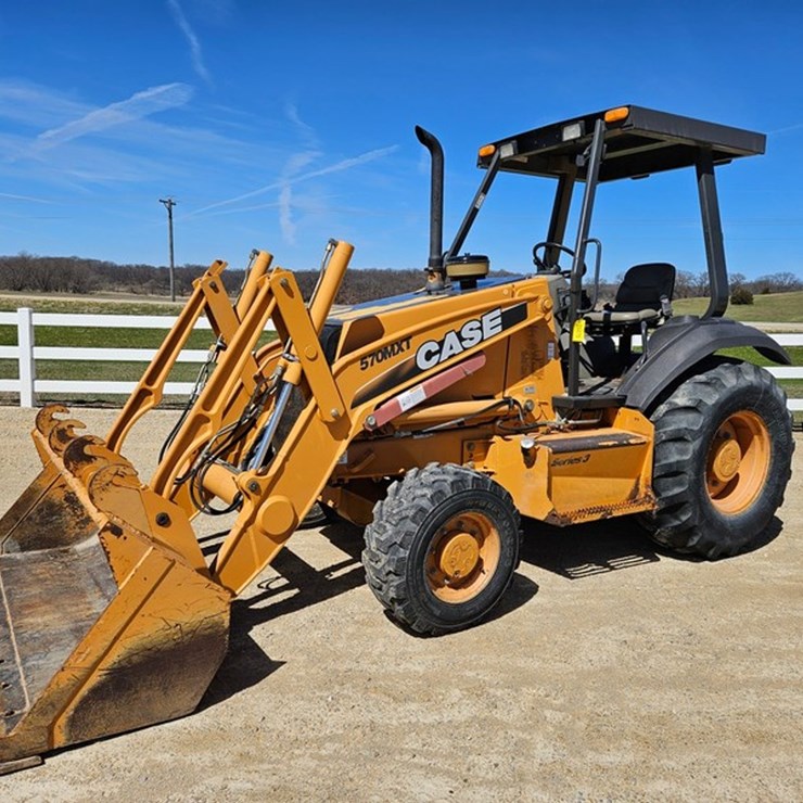 #5075 • Case MXT Tractor