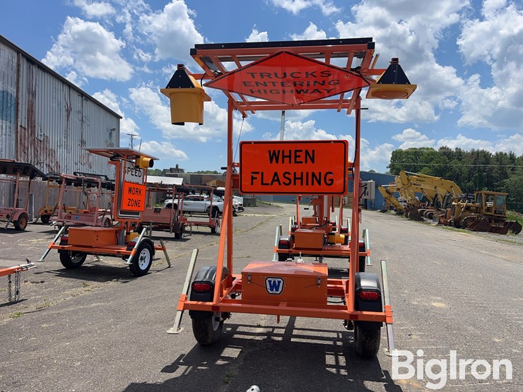 2023-wanco-traffic-control-trailered-caution-sign-image-6