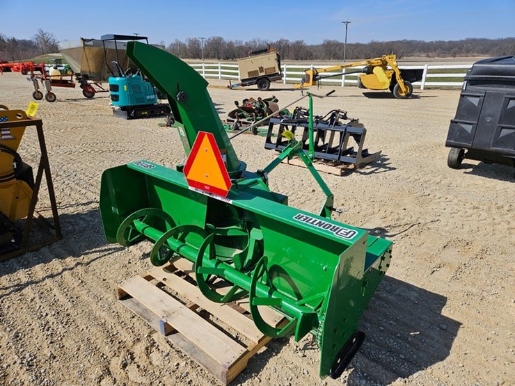 #5191-•-2022-frontier-sb1174-3pt-2-stage-snow-blower-image-1