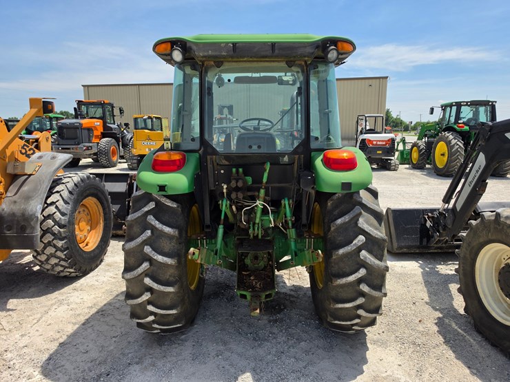 2013-john-deere-5100e-image-7