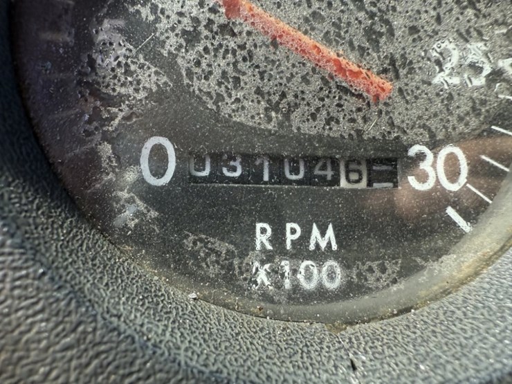 1994-freightliner-fl80-image-24